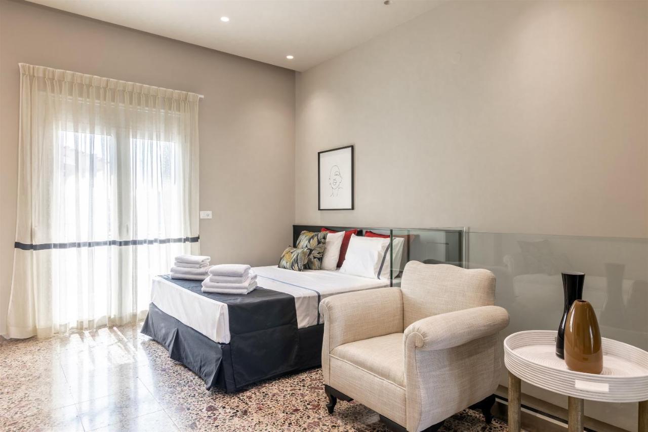 Andrews Luxury Suites Near The Airport Iraklio Exterior foto